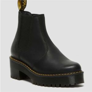 Dr Martens Rometty Heeled Chelsea Boot black size US 8